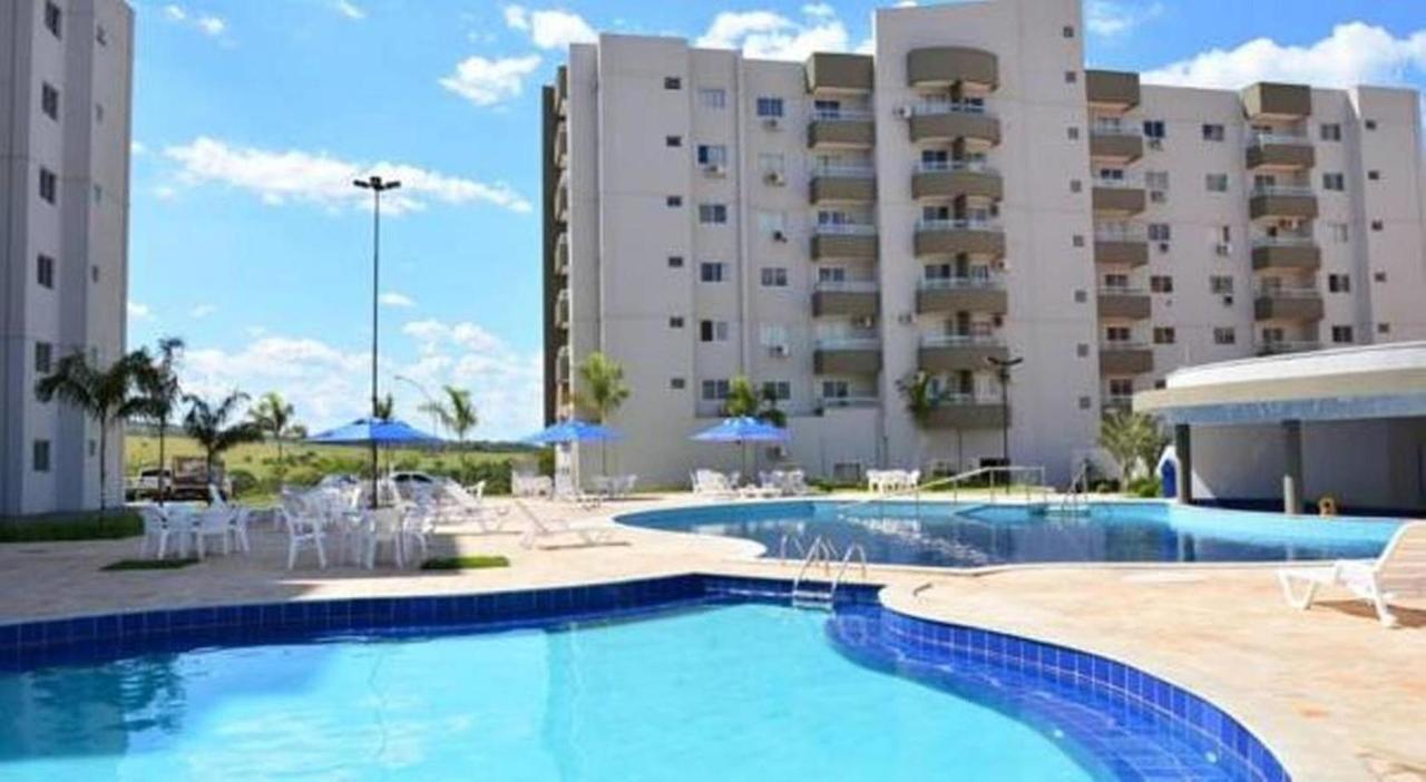 Apartamento Lagoa Quente カルダス・ノバス エクステリア 写真